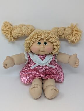 Cabbage Patch Kid Doll 30th Anniversary Vintage Kids